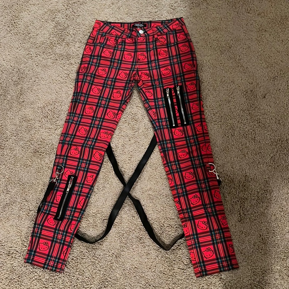 ❤️ Hello Kitty Bondage Jeans ❤️